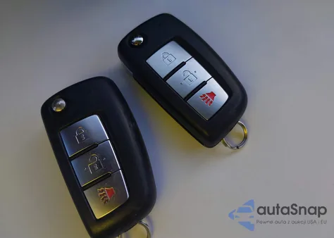 2016 Nissan Rogue S z USA, uszkodzony, nr VIN 5N1AT2MT8GC836655